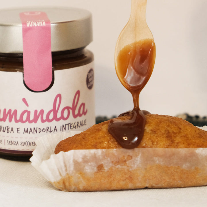 Amàndola spalmabile carruba e mandorla